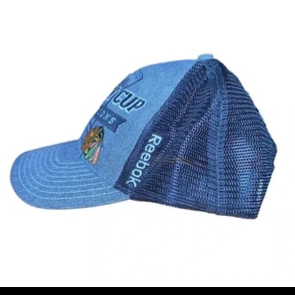 Chicago Blackhawks NHL 2013 Stanley Cup Champions Reebok Locker Room Cap Hat